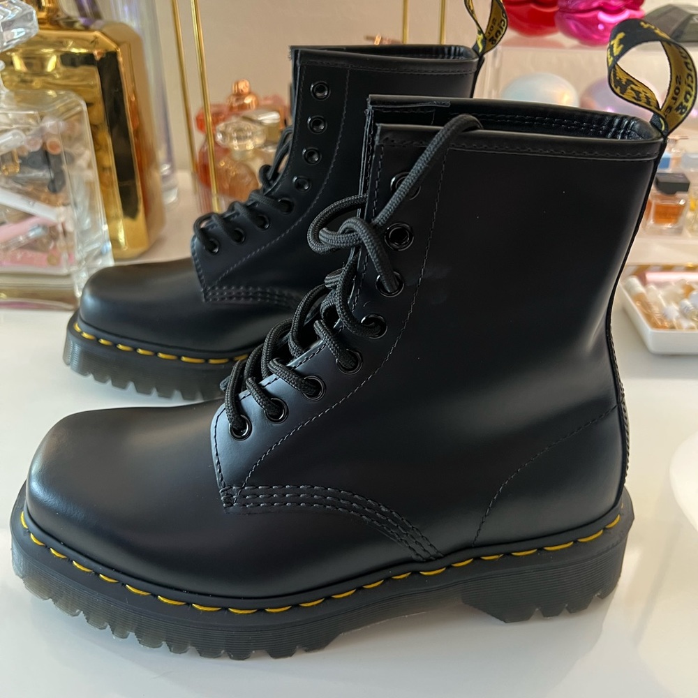 Dr Martens 1460 Bex Squared Toe Smooth Leather Boots Size 6